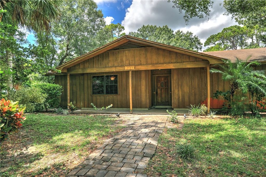 Photo of 8211 93rd Avenue, Vero Beach, FL 32967 (MLS # 290944)