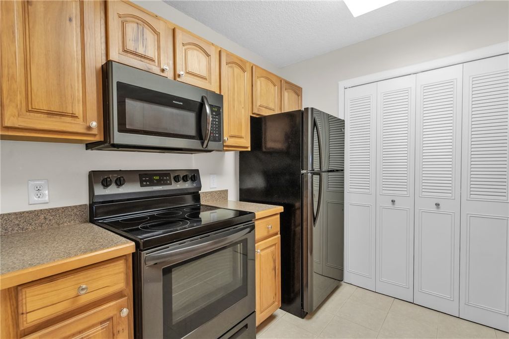 Photo of 33 Plantation Drive #201, Vero Beach, FL 32966 (MLS # 291530)