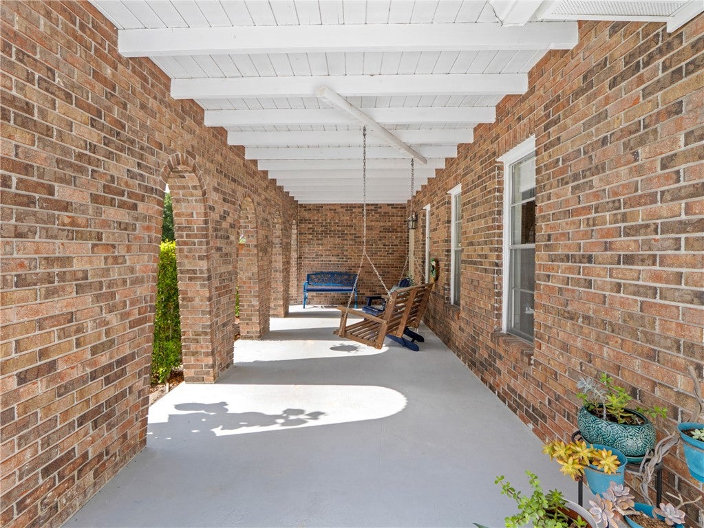 609 Manor Place