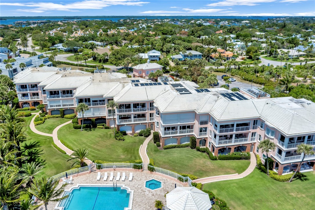 1070 Reef Road 206