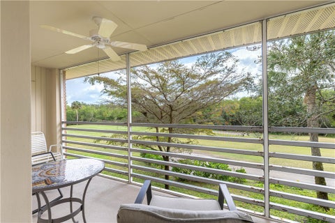 25 Vista Gardens Trail 201, Vero Beach, FL 32962
