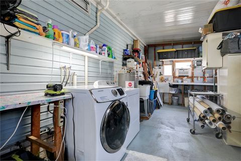 A home in Barefoot Bay