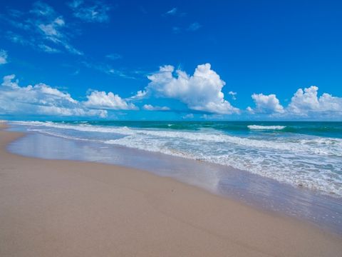 A home in Hutchinson Island