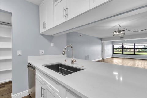 31 Plantation Drive 205, Vero Beach, FL 32966