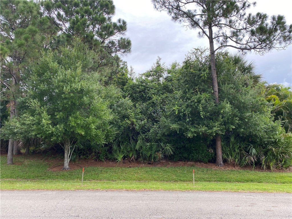 493 Seagrass Avenue