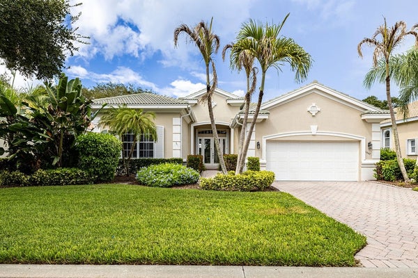 1449 W ISLAND CLUB SQ, VERO BEACH, FL 32963 - Image 6b7ed9012b6ec1da381b85e0716dec2f/763680267