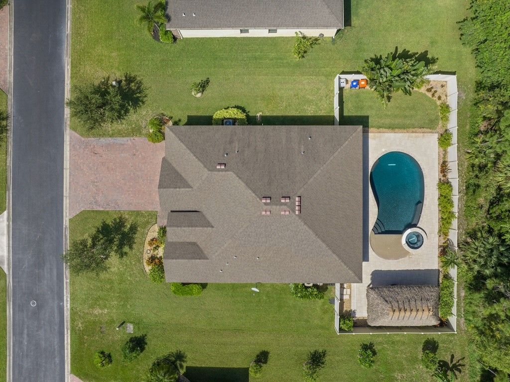 Photo of 6566 59th Court, Vero Beach, FL 32967 (MLS # 291390)