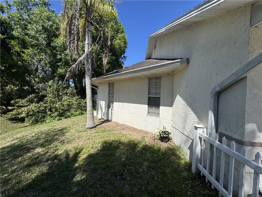 989 Franciscan Avenue