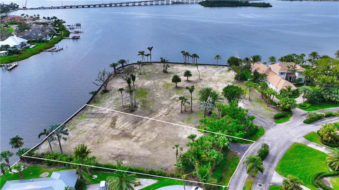 512 River Drive