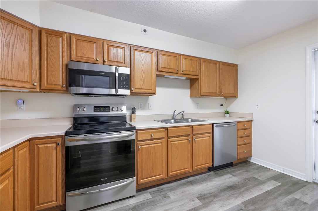1940 Westminster Circle 7-6
