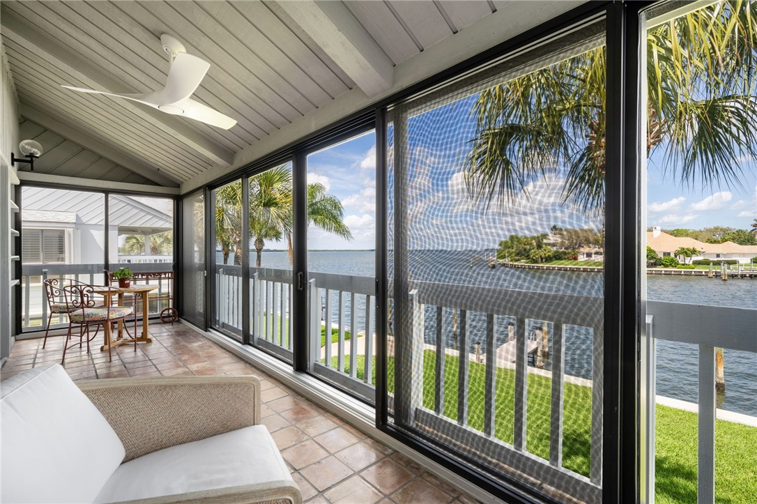 1776 Mooringline Drive 206