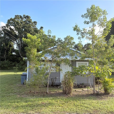 1765/1755 38th Lane, Vero Beach, FL 32960