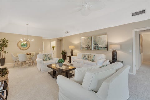131 E Park Shores Circle 10e, Indian River Shores, FL 32963