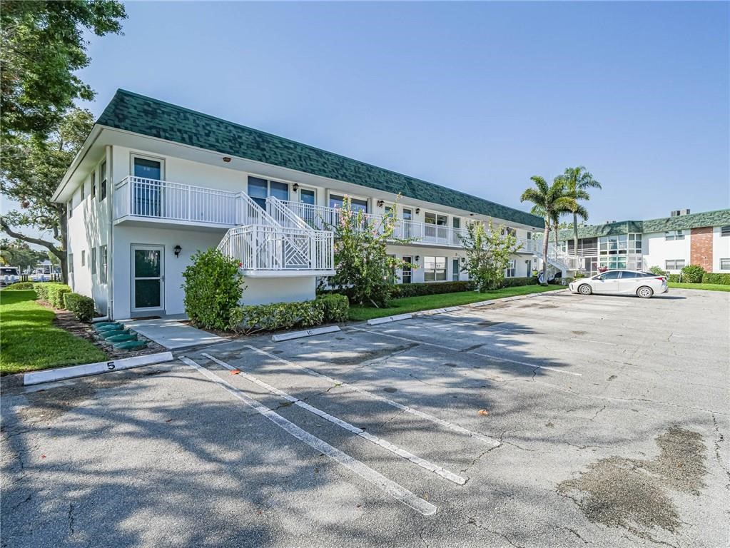 2800 Indian River Boulevard D1