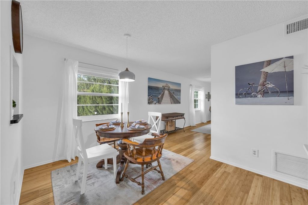 Photo of 48 Woodland Drive #207, Vero Beach, FL 32962 (MLS # 291021)