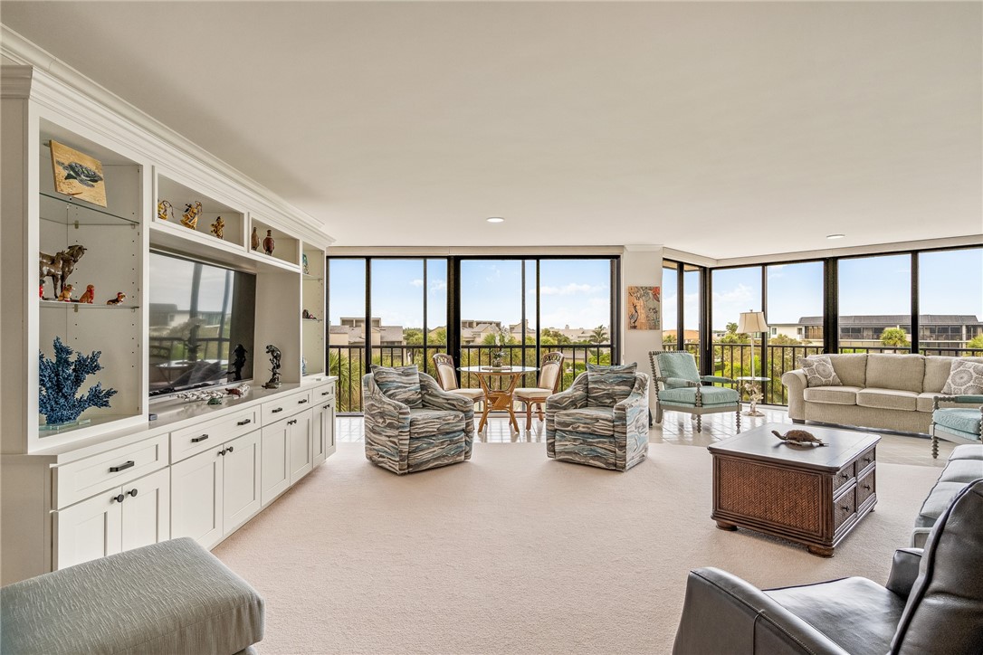 1850 Bay Road PH-E