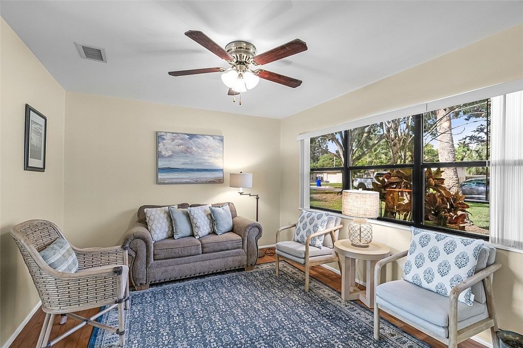 Photo of 1370 4th Court, Vero Beach, FL 32960 (MLS # 291101)