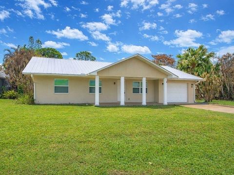 333 Benschop Street Sebastian FL 32958