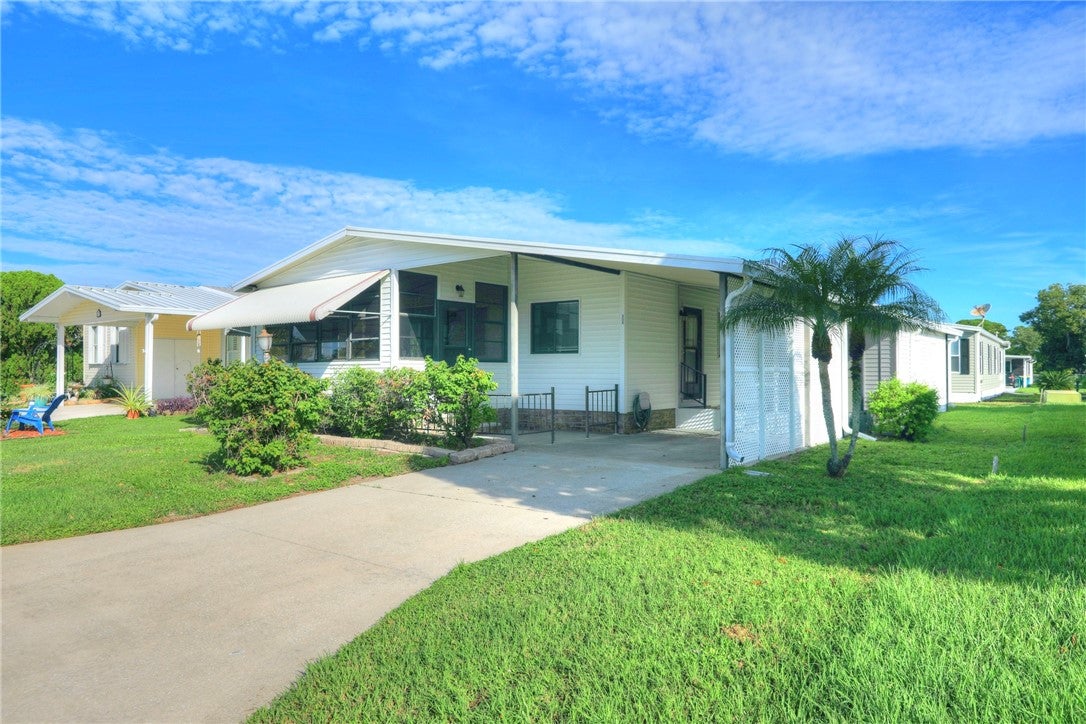 558 Tarpon Drive, Barefoot Bay