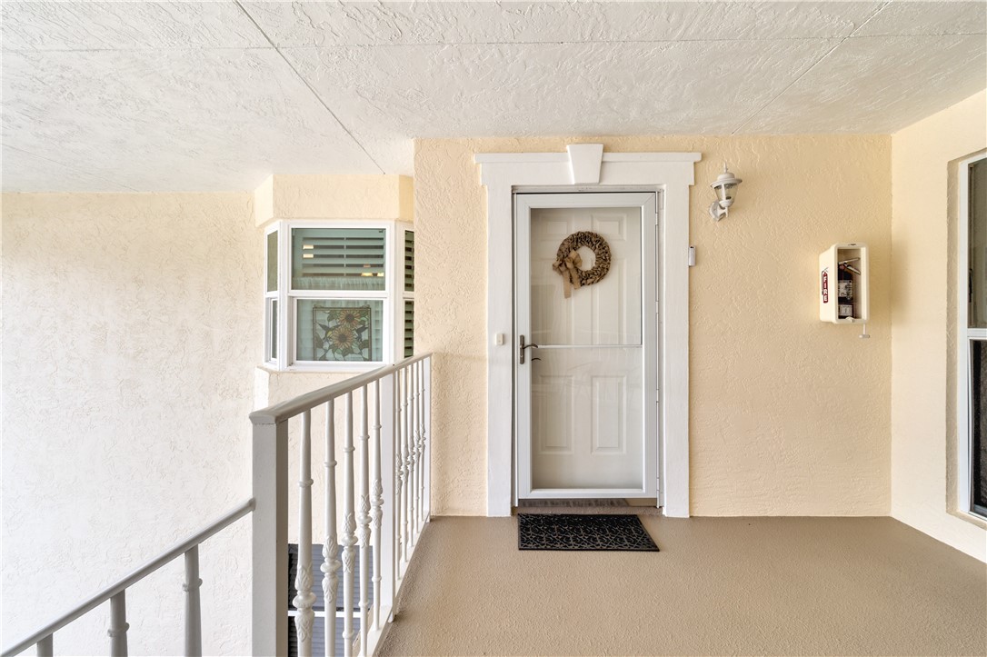 500 Grove Isle Circle 204