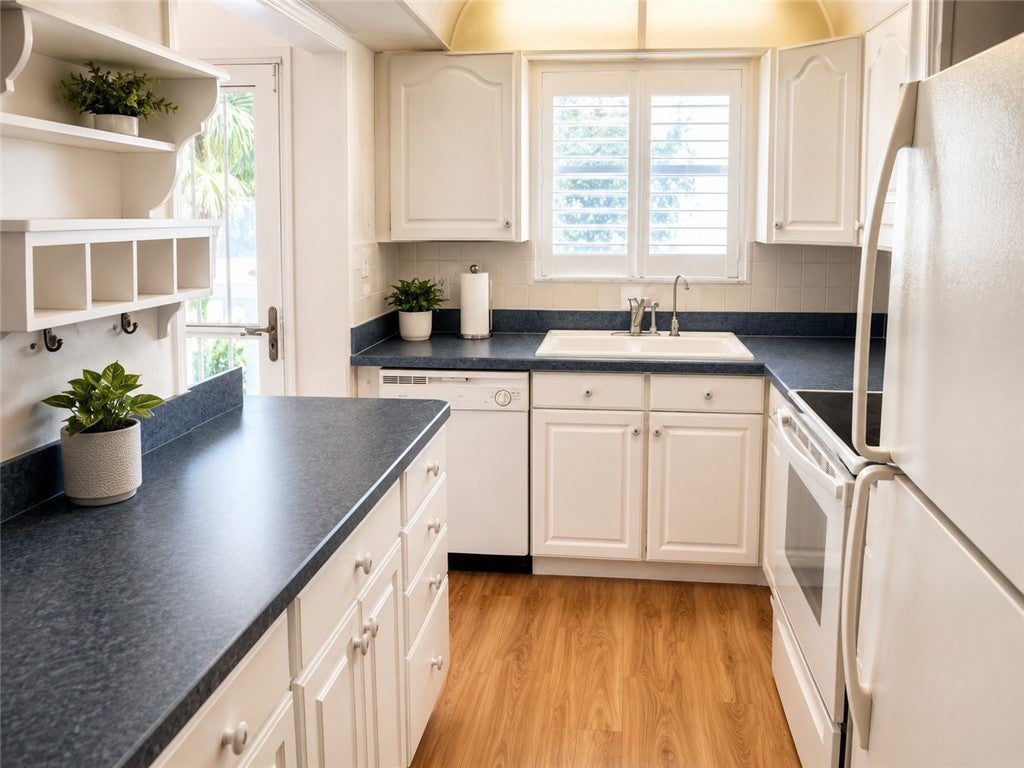 1100 Ponce De Leon Circle N212, Vero Beach