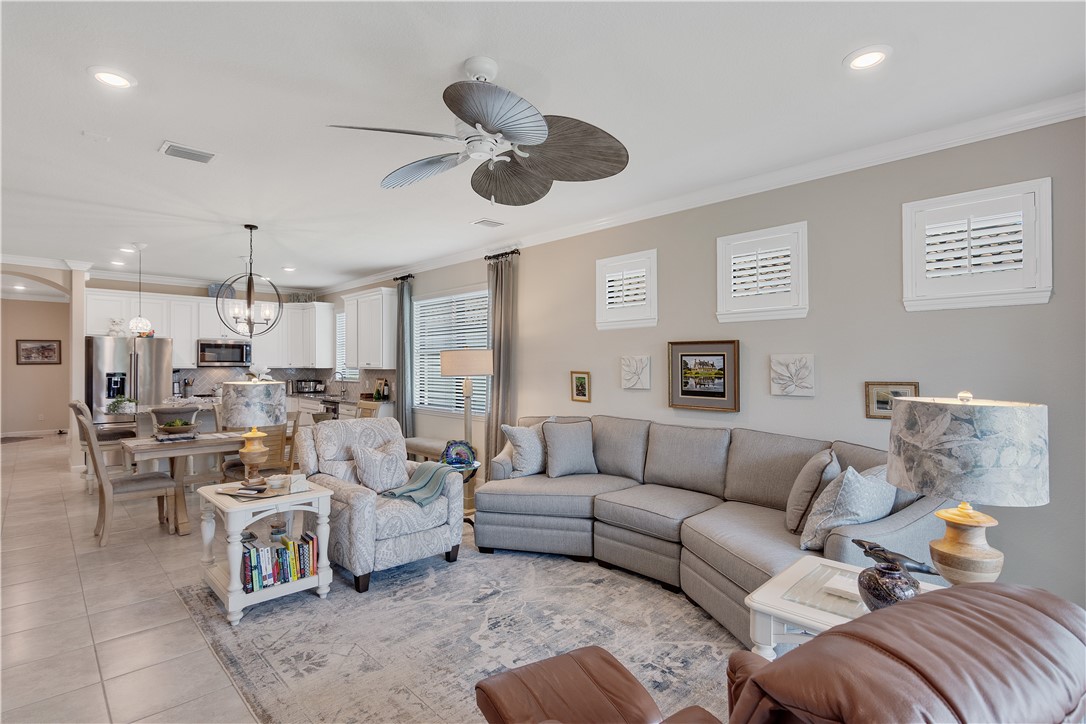 Vero Beach, Florida 32967, United States, 2 Bedrooms Bedrooms, ,2 BathroomsBathrooms,Residential,Active,160884