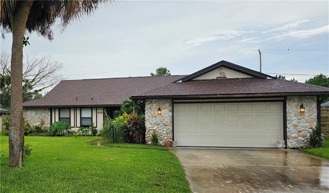 415 10th Place Sw, Vero Beach, FL 32962