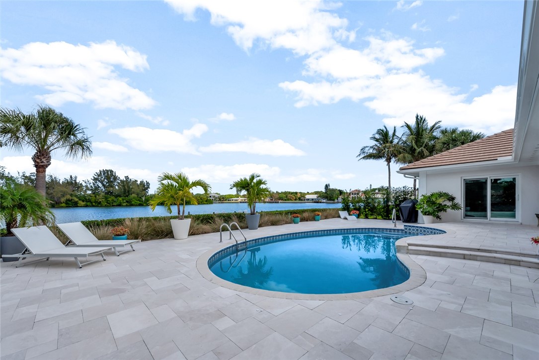 29 Cache Cay Drive
