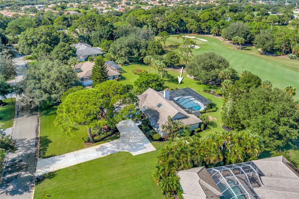 Photo of 5735 Glen Eagle Lane, Vero Beach, FL 32967 (MLS # 290945)