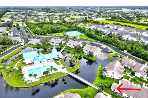 1867 Aynsley Way 2, Vero Beach, FL 32966