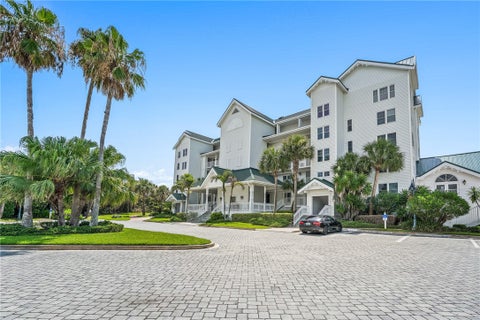 2700 Ocean Drive 102, Vero Beach, FL 32963