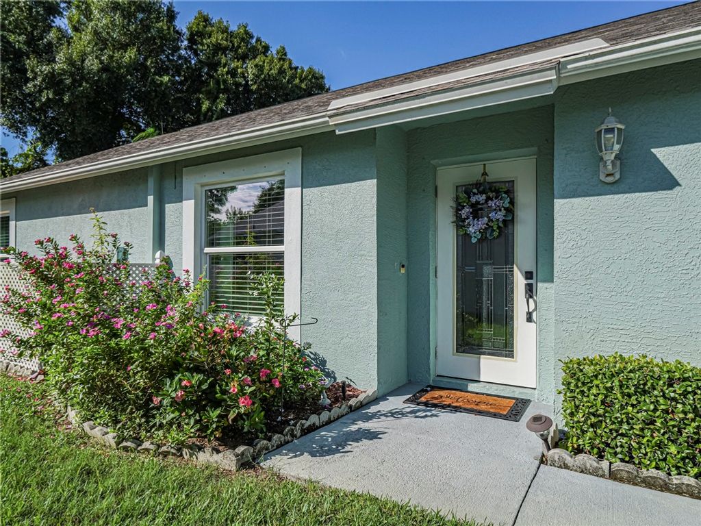 Photo of 441 10th Place, Vero Beach, FL 32960 (MLS # 291496)