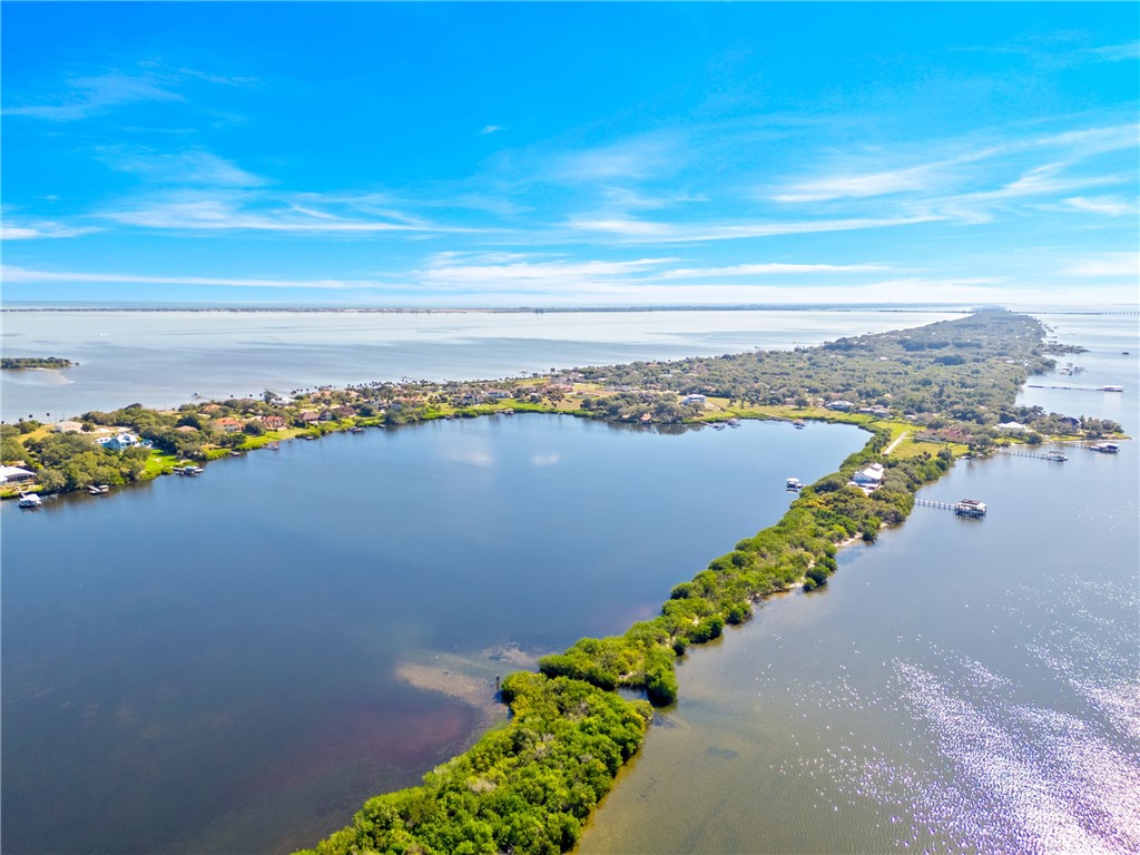 Merritt Island, Florida, 32952, United States, 5 Bedrooms Bedrooms, ,6 BathroomsBathrooms,Residential,Active,2013855