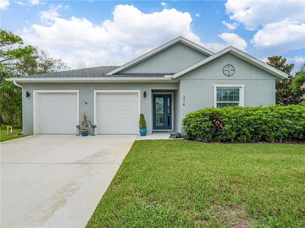 Photo of 214 Briarcliff Circle, Sebastian, FL 32958 (MLS # 291227)