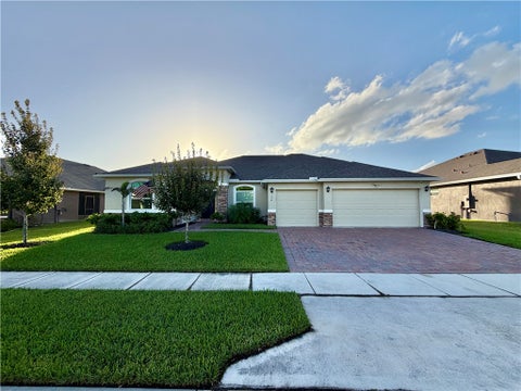 154 52nd Square, Vero Beach, FL 32968