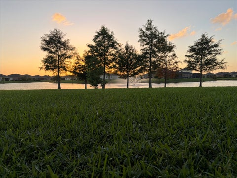 154 52nd Square, Vero Beach, FL 32968