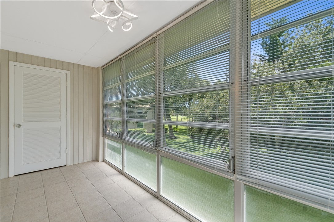 7 Vista Gardens Trail 205