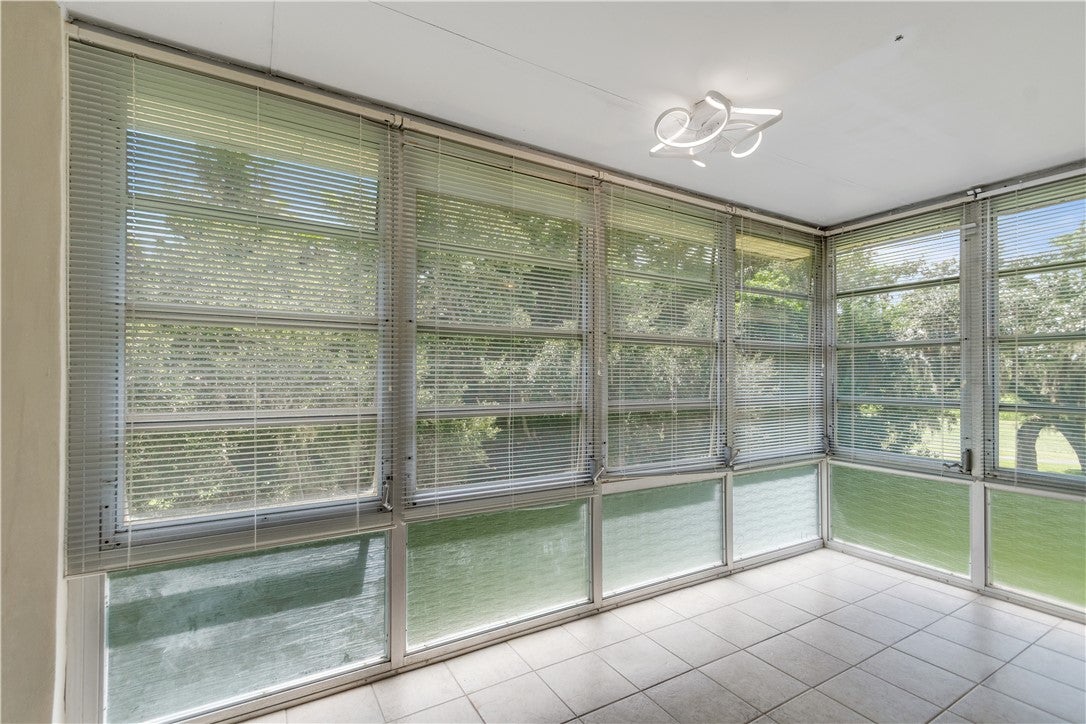 7 Vista Gardens Trail 205