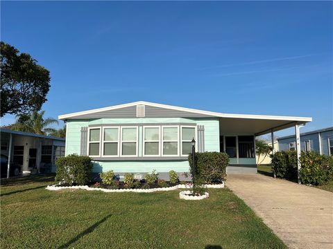 A home in Barefoot Bay