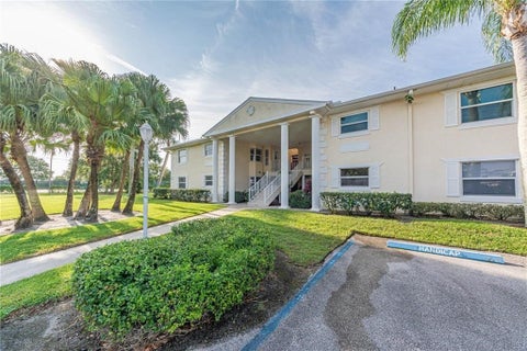 473 Grove Isle Circle 473, Vero Beach, FL 32962