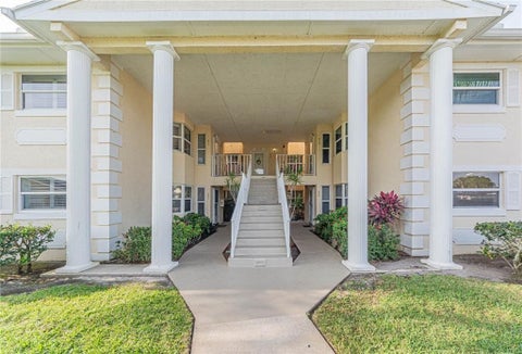 473 Grove Isle Circle 473, Vero Beach, FL 32962