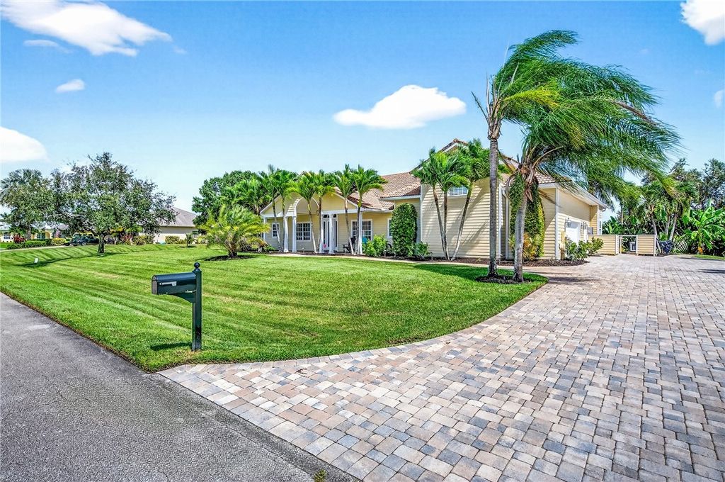 Photo of 6960 29th Court, Vero Beach, FL 32967 (MLS # 291549)