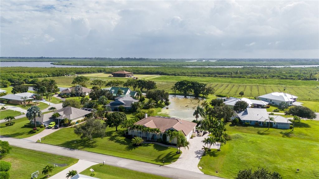 Photo of 6960 29th Court, Vero Beach, FL 32967 (MLS # 291549)