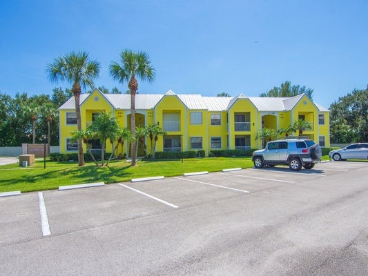 1130 3RD AVE APT 101, VERO BEACH, FL 32960 - Image 7e2f4e72744587ed6c38212ef24cea01/1990037207