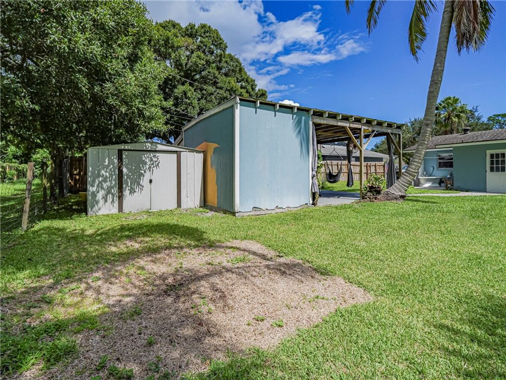 Photo of 265 22nd Avenue, Vero Beach, FL 32962 (MLS # 291357)