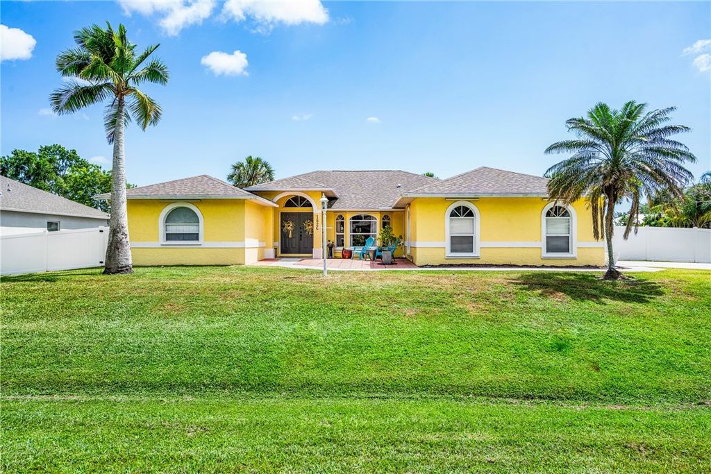 Photo of 1526 Polynesian Lane, Sebastian, FL 32958 (MLS # 287629)