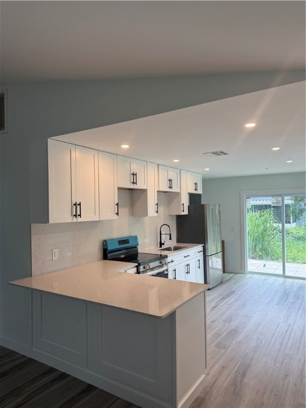 Photo of 76 48th Avenue, Vero Beach, FL 32968 (MLS # 291017)