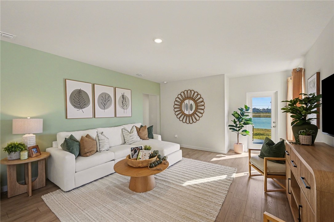 802 Venetian Terrace