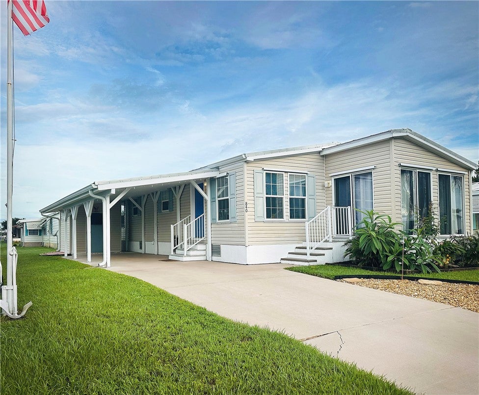 840 Hyacinth Circle, Barefoot Bay