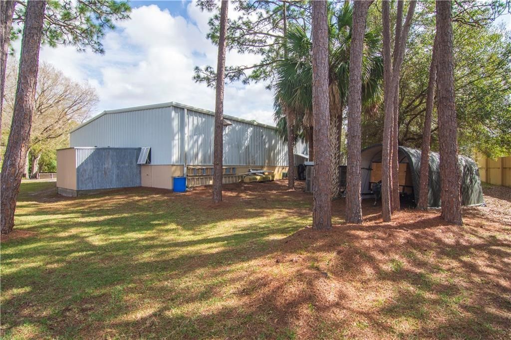 Photo of 505 Wright Circle, Vero Beach, FL 32968 (MLS # 291785)